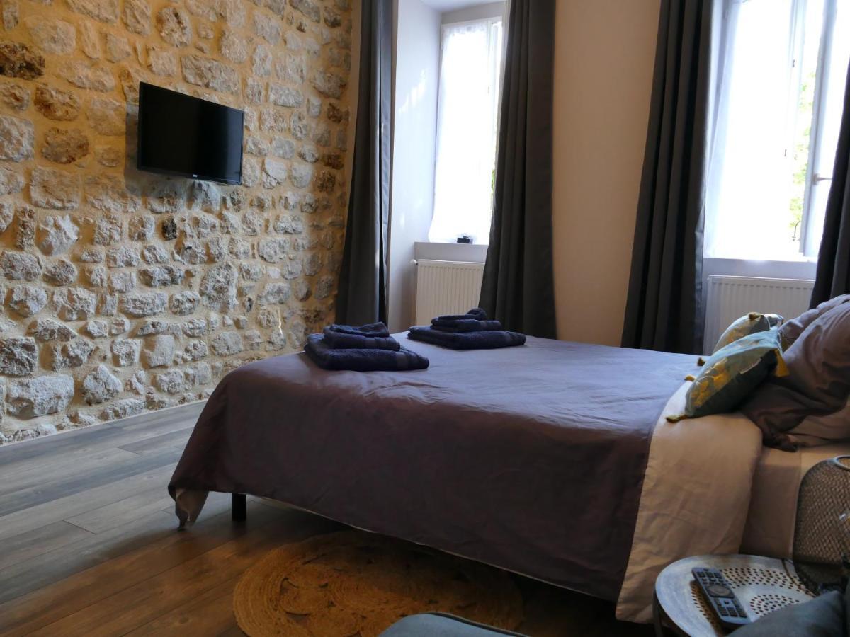 Chambres D'Hotes "Au Pied De La Bealiere" Montpezat-sous-Bauzon Ngoại thất bức ảnh
