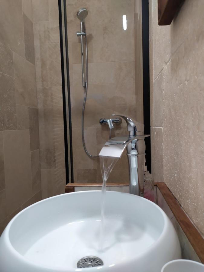 Chambres D'Hotes "Au Pied De La Bealiere" Montpezat-sous-Bauzon Ngoại thất bức ảnh